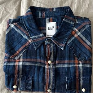 GAP Men's Navy and Rust Plaid Button Down Shirt